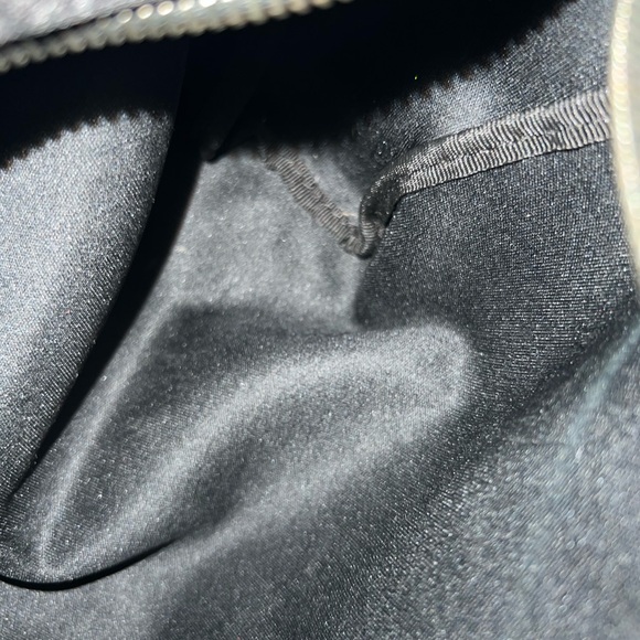 Gorgeous Mini Fendi Black Tote Bag with Iconic FF Monogram - Picture 6 of 9